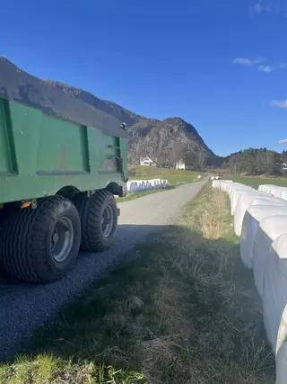 Strødd nytt kjørelag på vei
